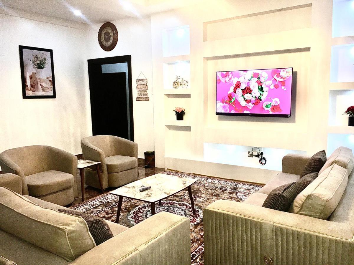 De-Omega Homes - Serviced Apartment Jahi, Abuja Buitenkant foto