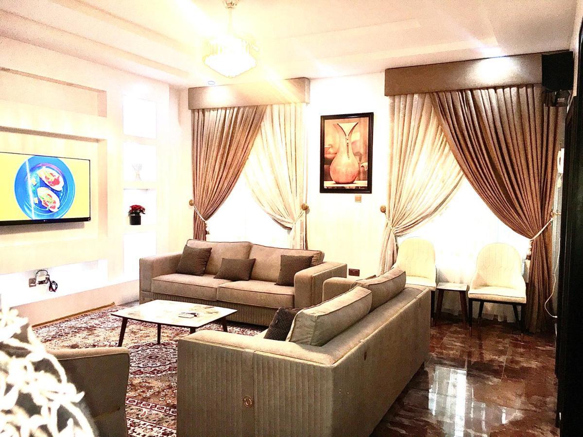 De-Omega Homes - Serviced Apartment Jahi, Abuja Buitenkant foto