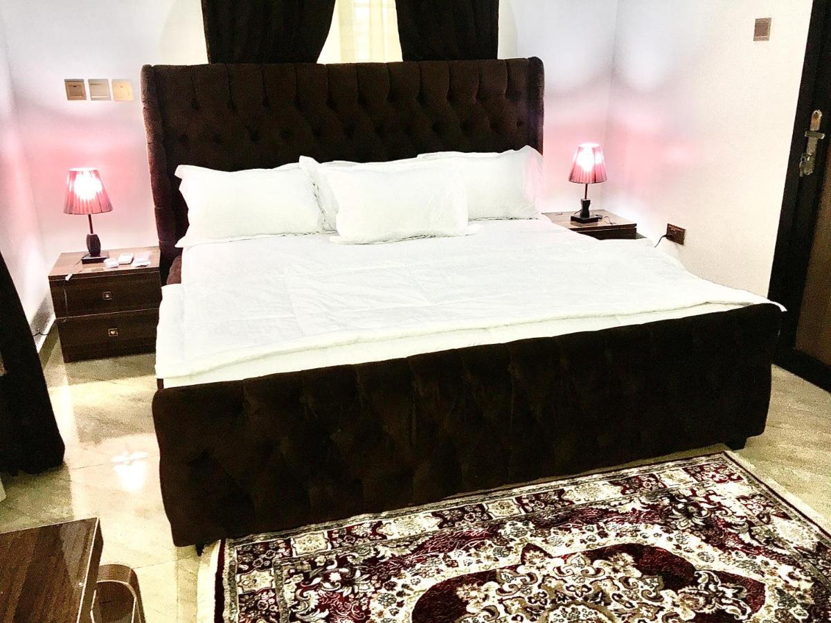 De-Omega Homes - Serviced Apartment Jahi, Abuja Buitenkant foto